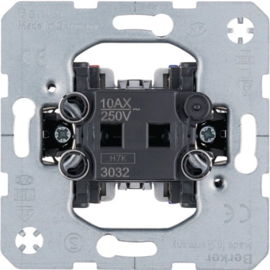 BERKER 3032 / Ausschalter 2-polig